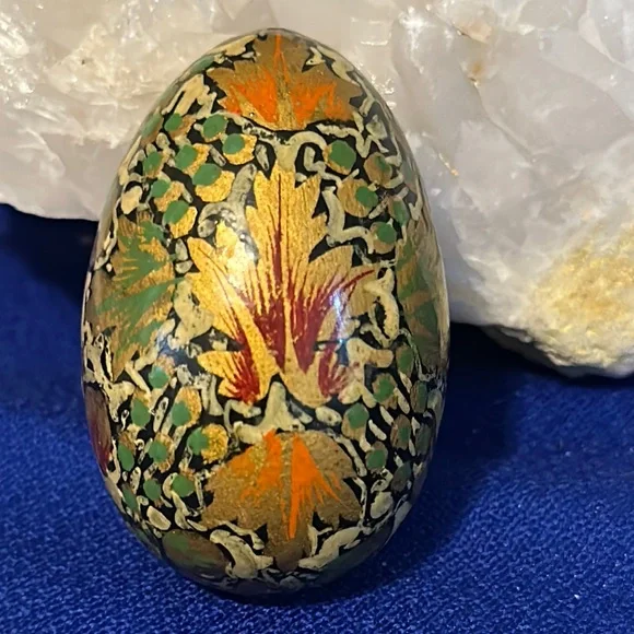 Handcrafted Floral Decorative Egg. Vintage - Picture 2 of 6